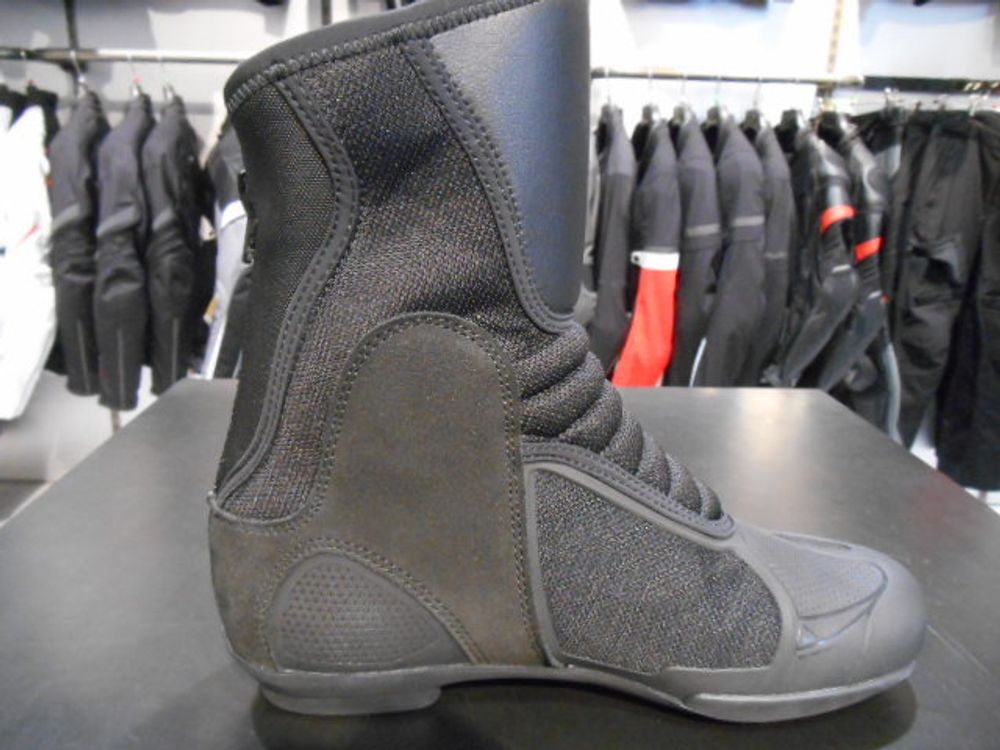 Latitour Gore-Tex / Мужские / Черный