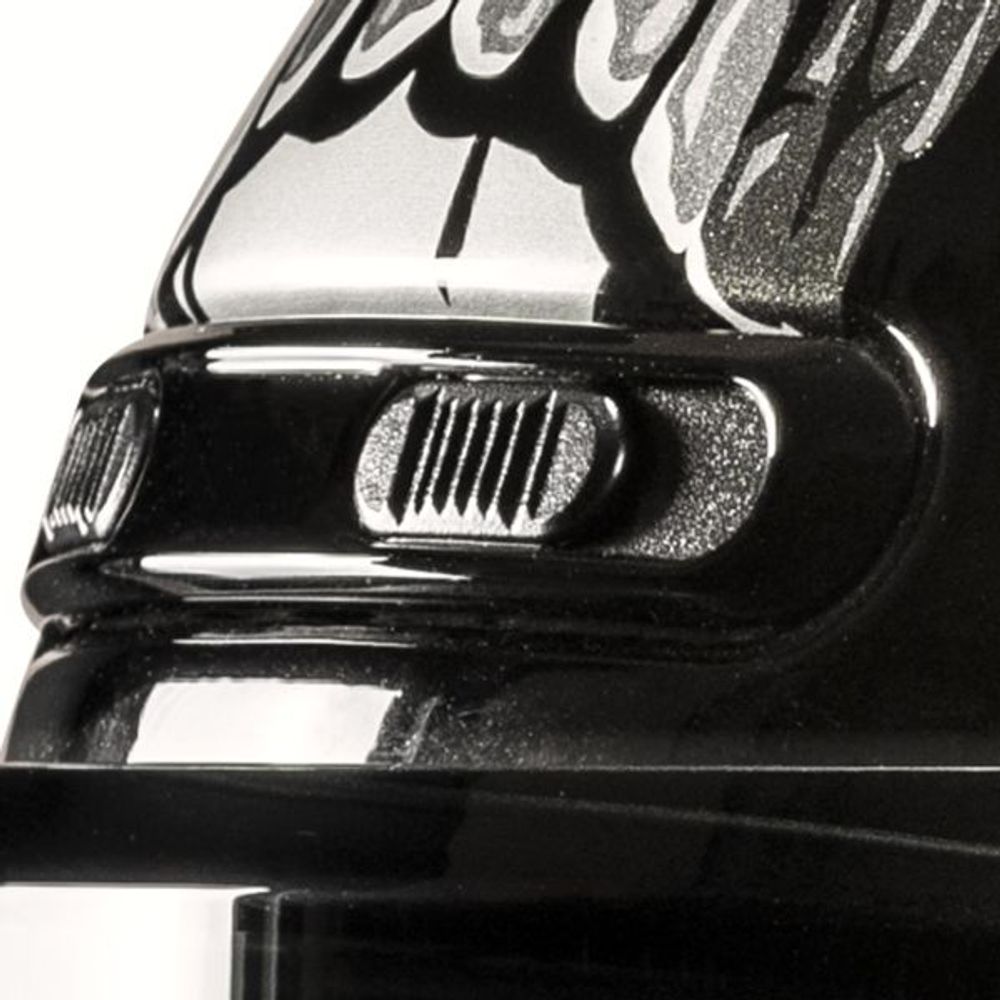 V10 Crania MC5 / Черно-белый