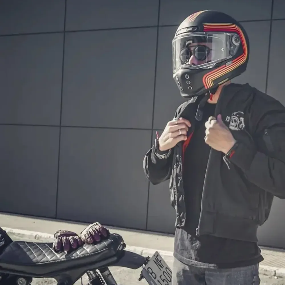 V10 Foni MC1SF / Черно-красный