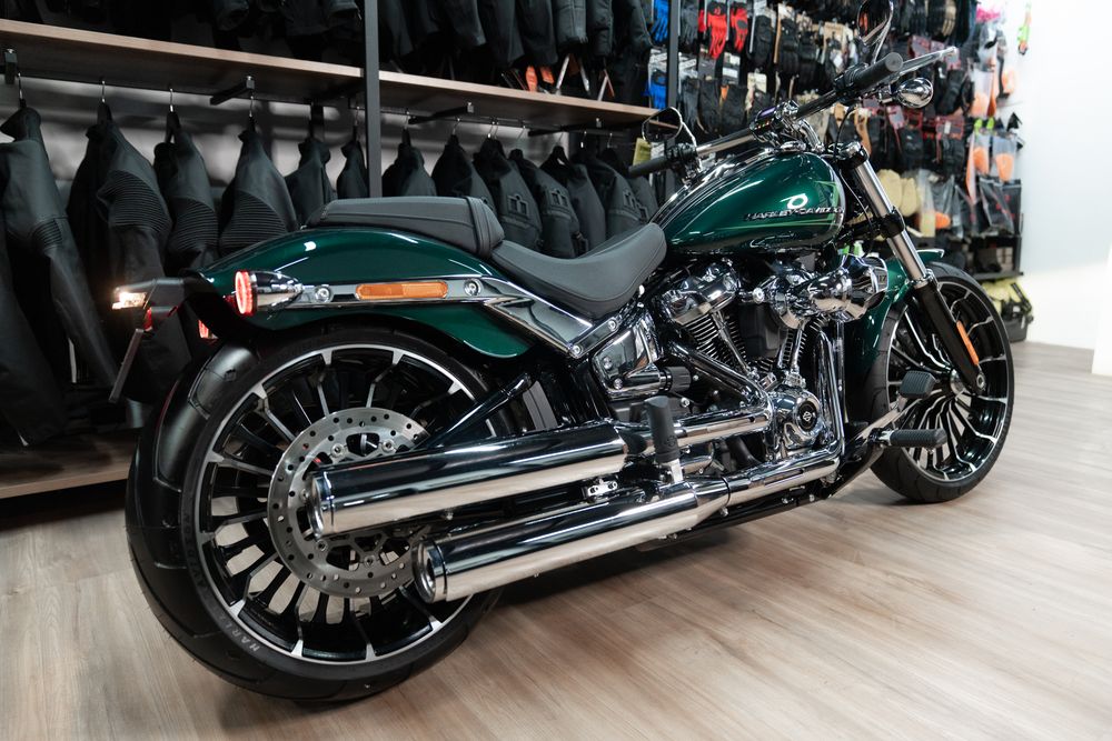 Breakout 117 Alpine Green, 2024 Пробег: 1 км