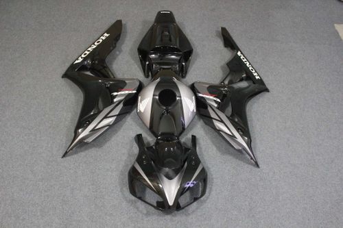 Комплект пластика для мотоцикла Honda CBR 1000RR 06-07 Чернo-Серебрянный